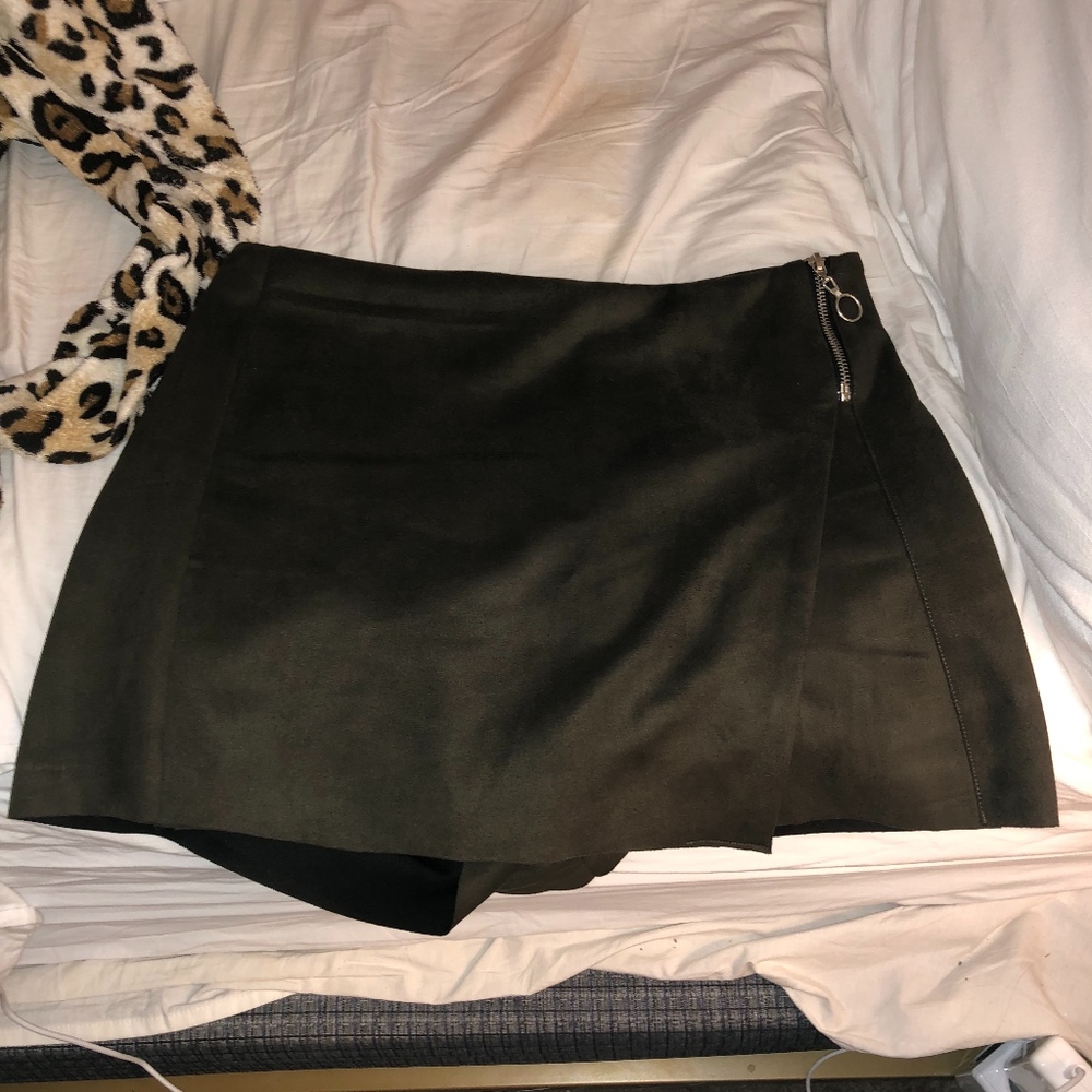 green Zara skort
